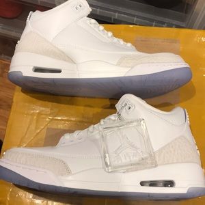 Ds Jordan 3 triple white